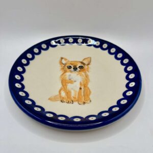 Talerz Bolesławiec z Chihuahua – ręcznie malowana ceramika 18,5 cm
