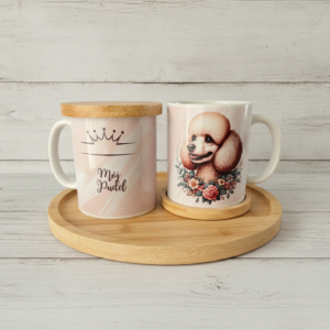 Kubek ceramiczny z Pudlem 330 ml z bambusową podkładką