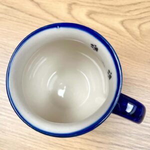 Kubek Bolesławiec 350 ml z wizerunkami Pudla – wersja outletowa