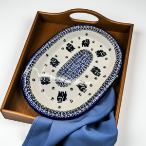 Półmisek owalny Bolesławiec z Chow Chow 29 cm – Premium Line